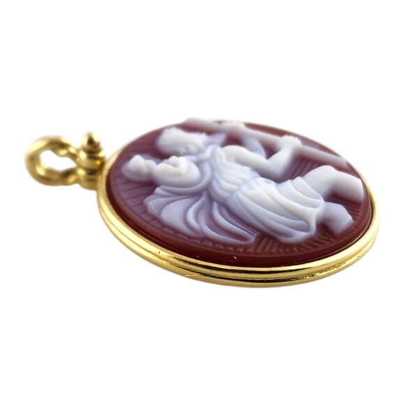 18 Karat Yellow Gold Saint Christopher Cameo Pendant #19340 - Picture 3 of 7
